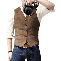 Gilet elegante da uomo con bottoni
