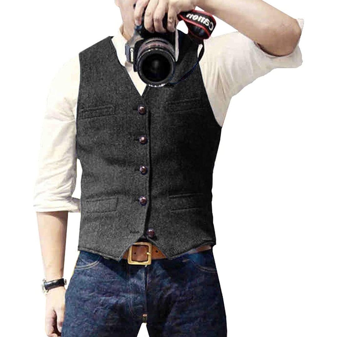 Gilet elegante da uomo con bottoni