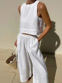 Completo da donna in lino con top e pantaloni ampi
