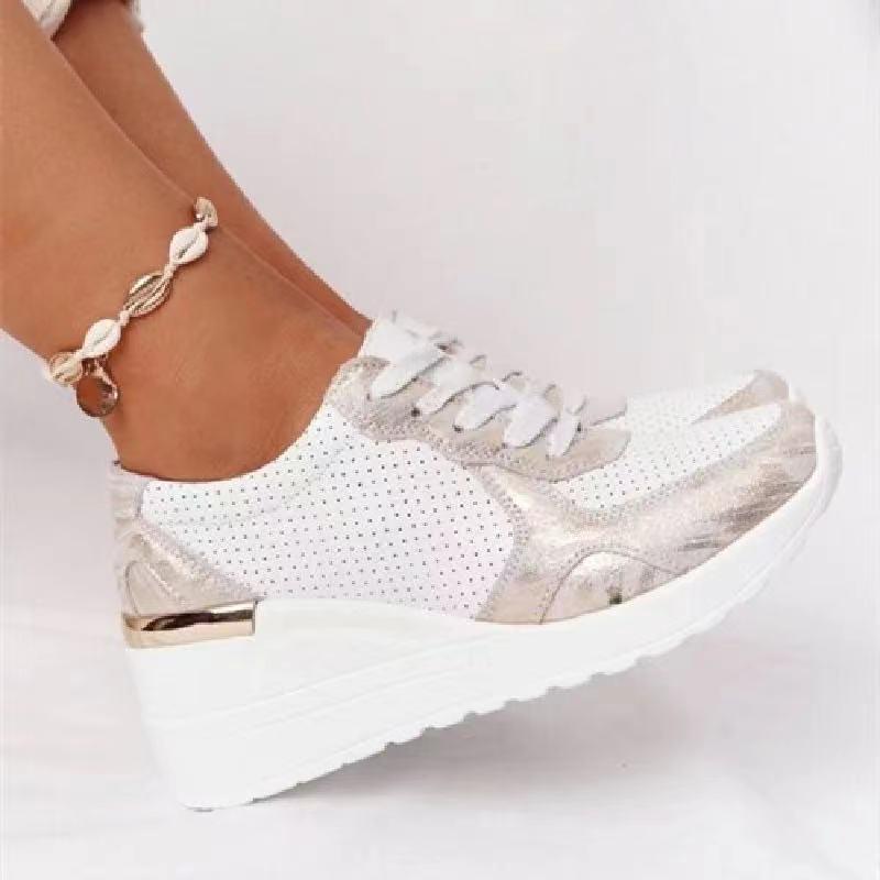 Sneakers ortopediche da donna con zeppa e lacci