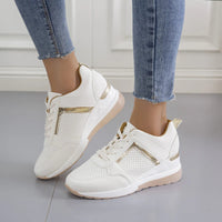 Sneakers ortopediche da donna con zeppa e lacci