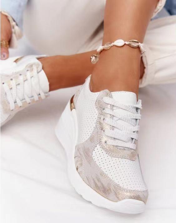 Sneakers ortopediche da donna con zeppa e lacci