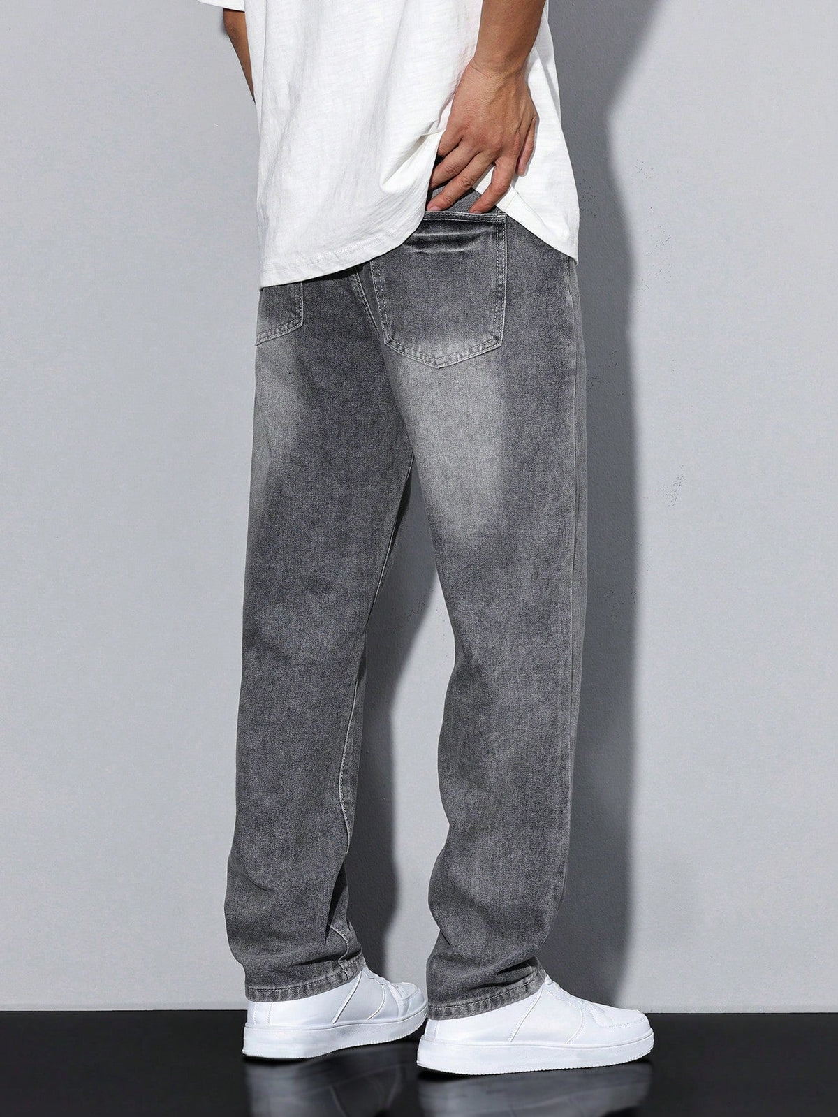 Jeans da uomo slavati a gamba dritta