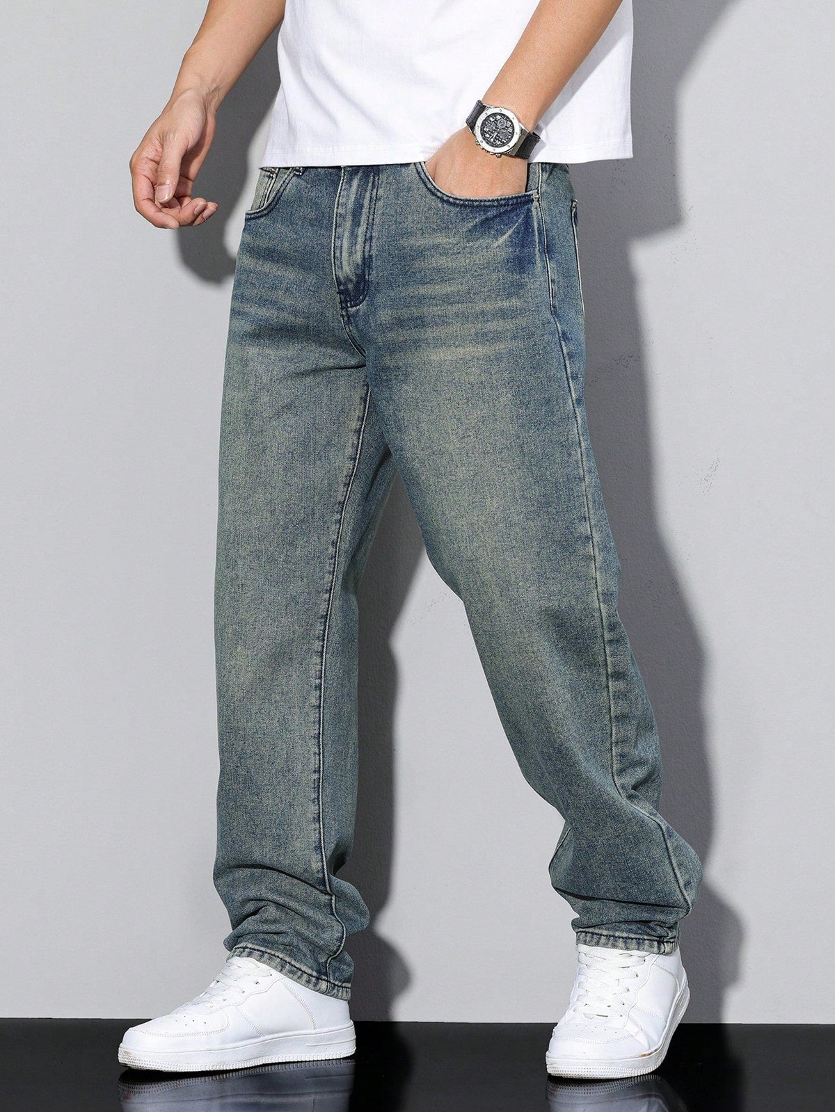 Jeans da uomo slavati a gamba dritta