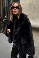 Giacca corta da donna in ecopelliccia nera - Josie